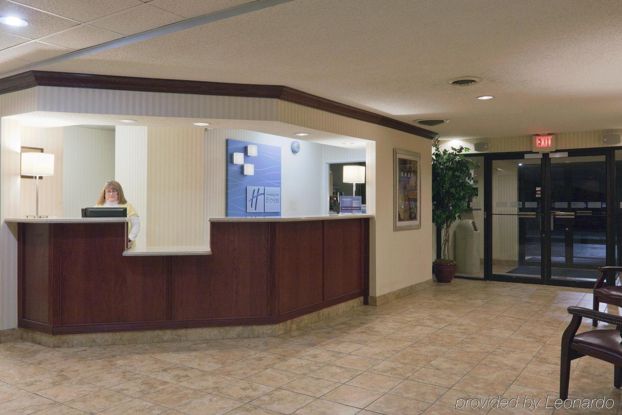 Holiday Inn Express - Rensselaer, An Ihg Hotel Interior photo